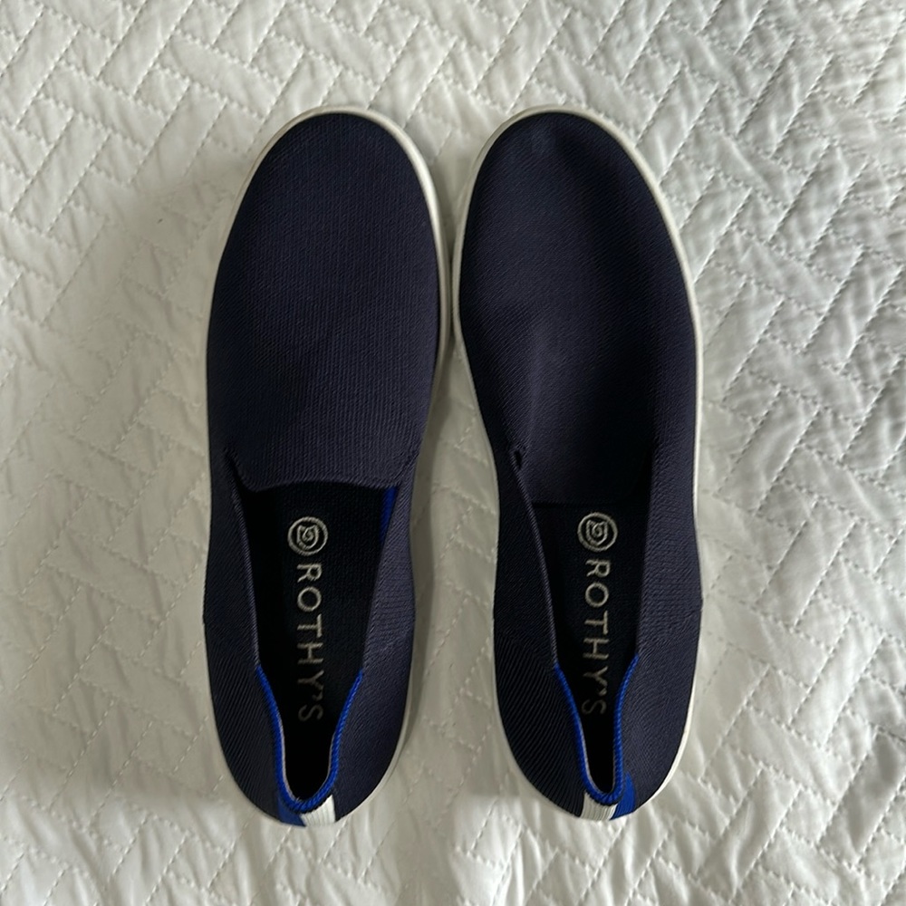 Rothy’s, navy slip on. Size 9.
